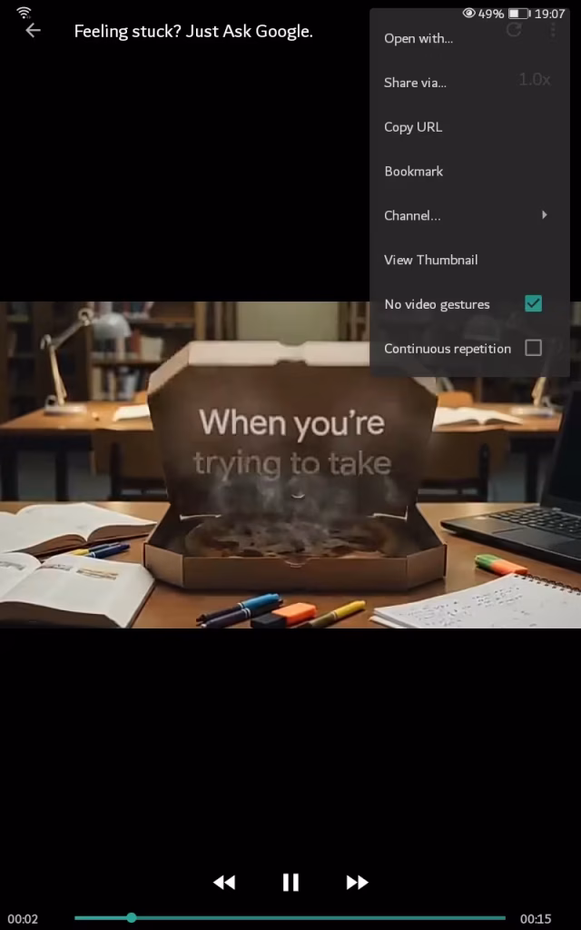 Array of Options and easy controls in SkyTube Player